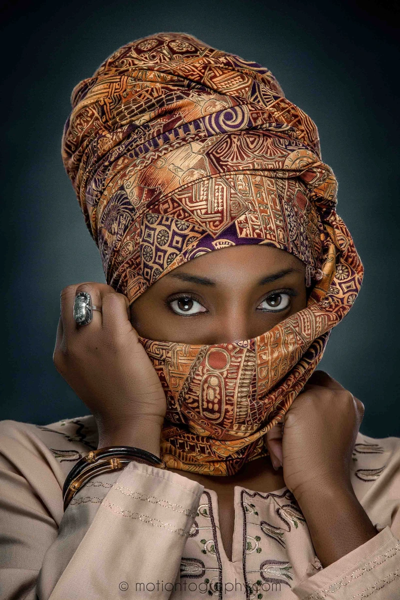 Creative headshot with patterned headscarf by Motiontography