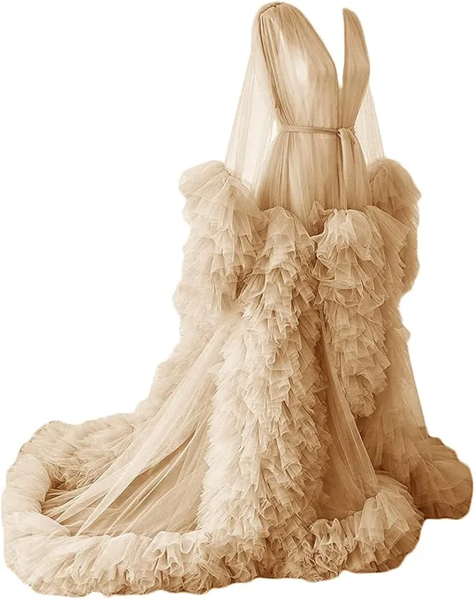 Champagne tulle maternity robe with ruffle train