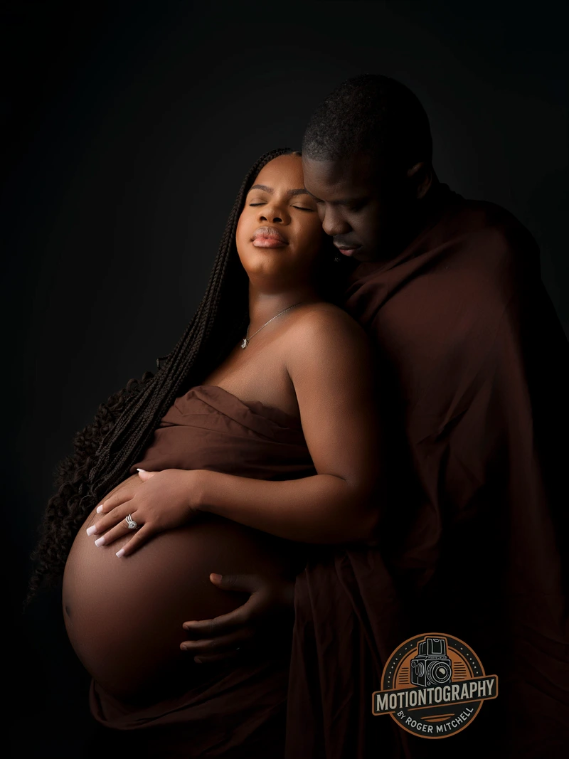 romantic maternity photography hampton roads motiontography by Motiontography
